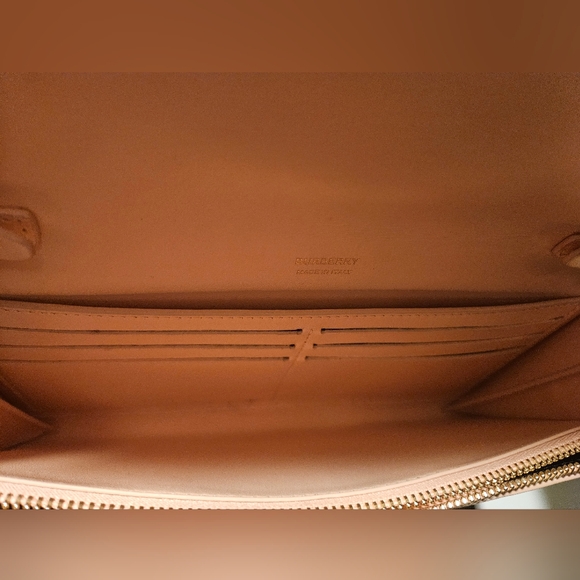 Burberry Quilted Wallet on a Chain - Picture 6 of 6